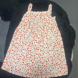 Toddler girls white dress with red flowers, size 4T Old Navy